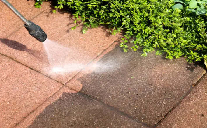 How Pressure Washing Can Enhance the Curb Appeal of Your Lexington Property